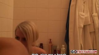 Czech Amateur blonde fucking her boyfriend and taking facial cumshot