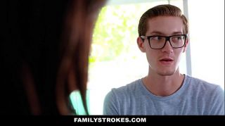 FamilyStrokes - College Bro Cums Home To Horny SIs