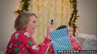 Brazzers - Big Wet Butts -  Anal Xmas scene starring Allie Haze, Harley Jade and Charles Dera