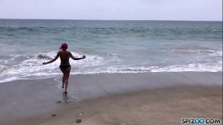 Looks at Anna Bell Peaks fucking a gigantic cock on the beach