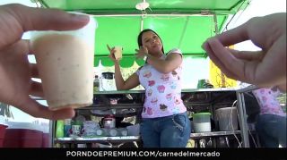 CARNE DEL MERCADO - Sexy curvy Colombian Sara Restrepo picked up and fucked hard
