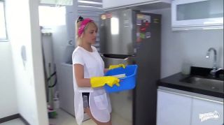 OPERACION LIMPIEZA - Colombian cleaning lady Karla Rivera gets banged at work
