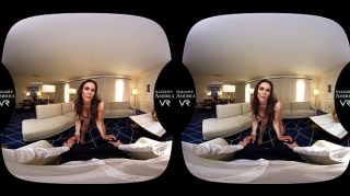NEW Naughty America VR: Kendra Lust Porn Star Experience