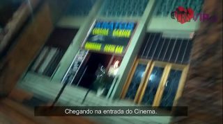 Cristina Almeida convida alguns fãs desconhecidos para participar do Gloryhole 4 na cabine do cinema cine kratos no centro de são paulo, ela xinga muito o seu marido corno enquanto ele filma ela tomando leitinho