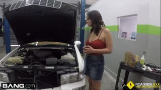 Roadside - stranded girl has sex with the car mechanic