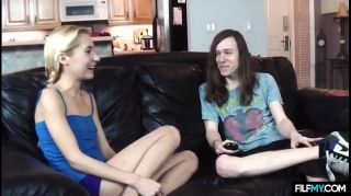 Little sister teen wants to see her brother