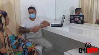 Médico ensina novinha a transar com segurança por conta do corona vírus (continuação no red)