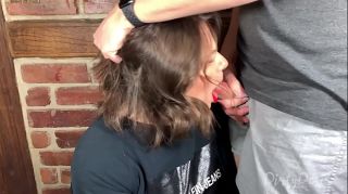 Facefucking a youtuber with pulsating cumshot in her mouth