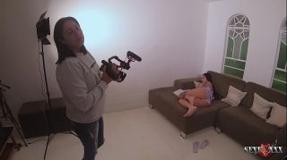 Diretora Lidy Silva leva atriz para quarto após a cena para tirar proveito - Elisa Sanches - Tony Tigrao