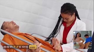 Pretty Gorgeous Babe (Kira Noir) Loves Being A Doctor And Loves Fucking Her Patient - Brazzers