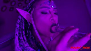 Pocahontas faz anal com a bunda grande no pinto de vidro! Tema VITORIOSO no Câmera Privê, promoção de Halloween 2020 (COMPLETO NO RED)