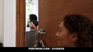 Step Siblings (Sarah Lace) Christmas Exchange Gifts and Bodies with Mommy (Misty Stone) - PervMom