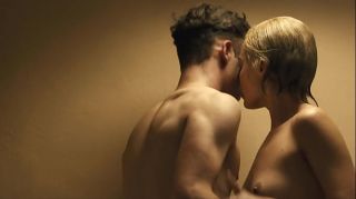 Margot Robbie in DREAMLAND - topless, tits, nipples, nude boobs 2019