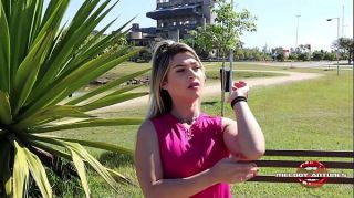 Hot blonde masturbates in park after getting all sweaty / FULL ON RED - MELODY ANTUNES