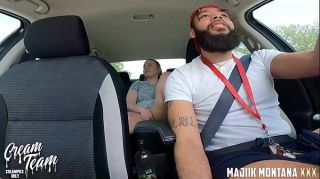 Uber Driver Pulls Over to Fuck Slutty Passenger in broad Daylight