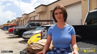 Roadside - Sexy Gracie Gates Got Her Car Towed And Pussy Destroyed By The Mechanic