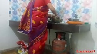 Desi Bengali desi Village Indian Bhabi Kitchen Sex In Red Saree ( Official Video By Localsex31)