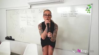 ULTIMATE SEX LESSON! Carolina learns how to fuck from an expert lady teacher