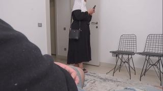 She is SHOCKED !!! Dickflash to a Muslim Hijab woman in the hospital waiting room.