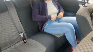Busy worker in red heels masturbates her pussy and ass in a car taxi/uber
