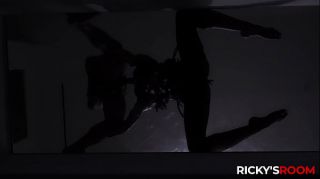 RICKYSROOM Legendary creampie with Kira Noir